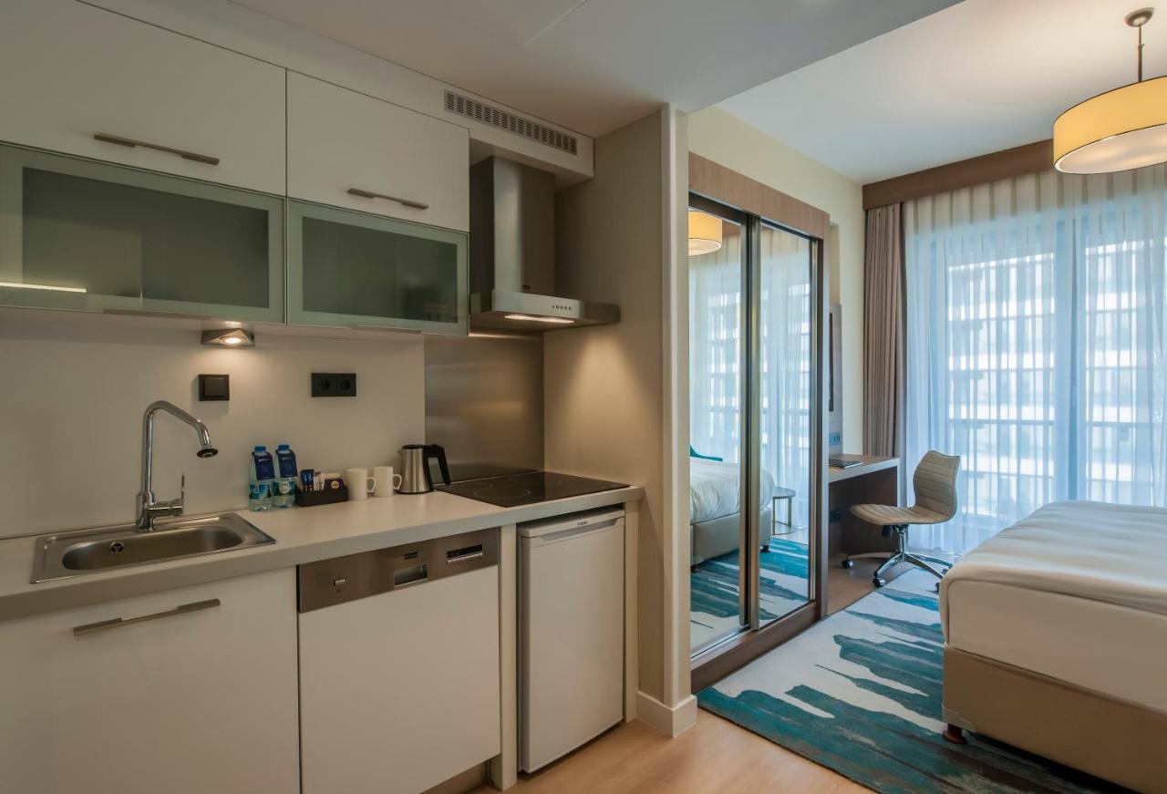 The Superior Living Batisehir Lägenhet Istanbul Exteriör bild